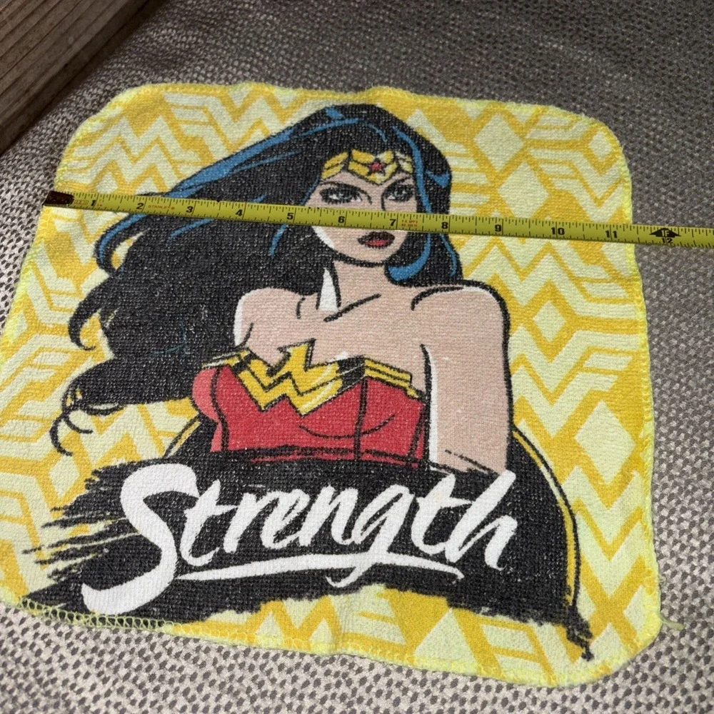 90's VTG Wonder Woman Wash Cloth Towel Terry Cloth Vintage